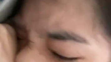 Bokep Indo Niat Nya Cuman Gesek Doang Eh Malah Kepancing Sama Desahan Doi