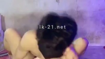 Bang Kurus Banjir Keringat Sodok Memek Angel 27 Menit