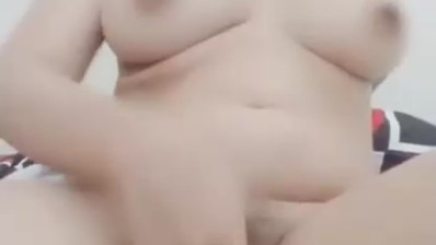 Bokep Indo Jilbab Baju Merah Toge Colok Meki