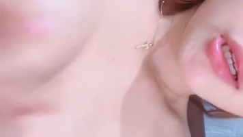 Bokep Indo Review Toket Pink Si Pirang Binal