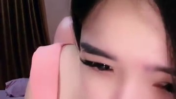 Host Cakep Pink Goyang Seksi Godain Pascol