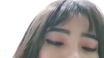 Babygirl Jilat Uting Omek Dildo Squirt